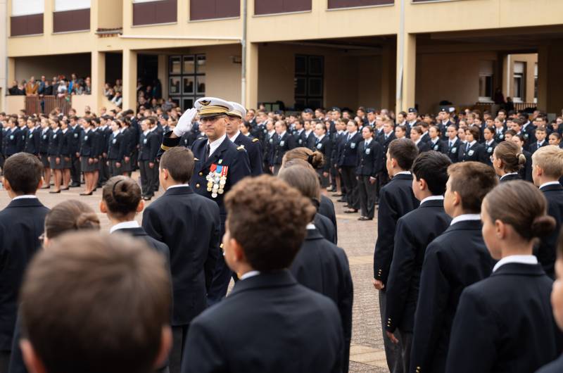 Cérémonie de remise des insignes de l'EPAE